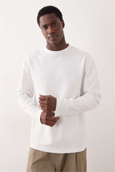 Футболка с длинным рукавом из плотной ткани с свободным кроем breatheMAX™ артикул 153054241