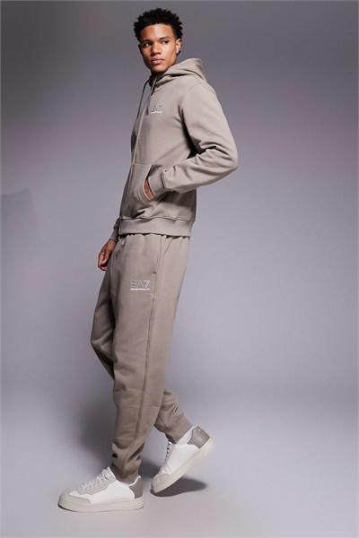 Спортивный комплект Armani EA7 с элементами, повышающими видимость артикул 153989265