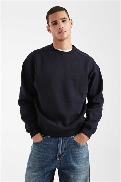 Свитер с облегающим кроем артикул 155229027