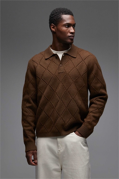 Свитер Findas с вязаным воротником коричневого цвета артикул 153285084