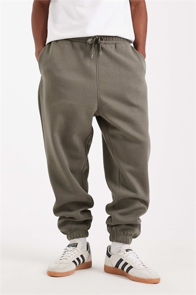 Классические джоггеры свободного кроя артикул 149248471
