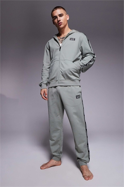 Джоггеры Armani EA7 с отворотами и логотипом на ленте co-ord артикул 140044180