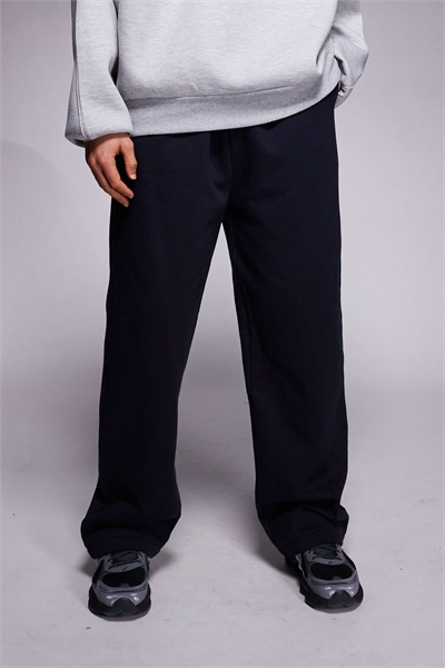 Джоггеры премиум-класса с широкими брючинами и плотной тканью артикул 153080992