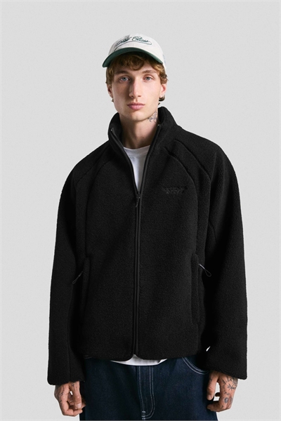 Куртка из искусственной овчины черного цвета артикул 152150952