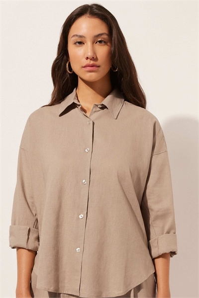 Короткая рубашка из льна и вискозы артикул 156299499