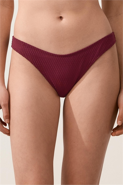 Бразильские бикини-трусики с мини-клетчатым жаккардовым узором в стиле «U-cut», фиолетового цвета артикул 156166768