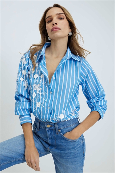 Синяя рубашка в полоску с длинными рукавами и декоративными элементами артикул 156533162