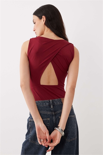 Боди-рацер с открытой спиной из полиамида бордового цвета артикул 152384644