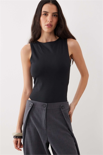 Боди-расер с открытой спиной из полиамида черного цвета артикул 152384833