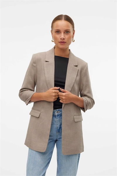 Блейзер из серебристой норки артикул 156386559