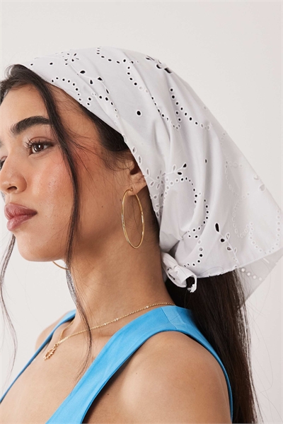 Шарф-бандана с цветочной вышивкой артикул 153286761