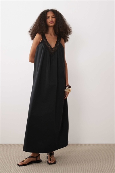 Макси-сарафан из поплина с V-образным вырезом и кружевной накладкой, черный артикул 152800972