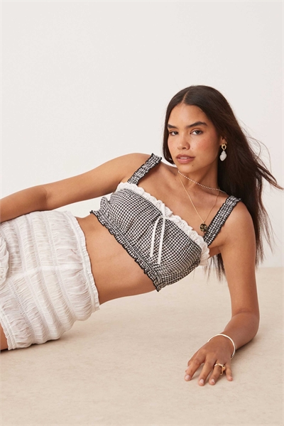 Бралетт с рюшами артикул 143962351