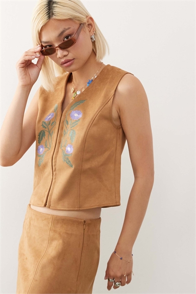 Жилет из искусственной замши с вышивкой для фестивалей артикул 144016564