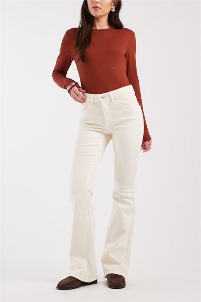 Джинсы-клёш средней посадки из ткани флэш, цвет экрю артикул 153815082