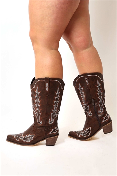 Ковбойские сапоги в стиле вестерн большого размера с широким голенищем, коричневого цвета артикул 151498316