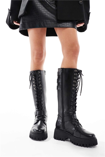 Кожаные ботинки «TOPSHAM» с высоким голенищем и шнуровкой, черного цвета артикул 140294634