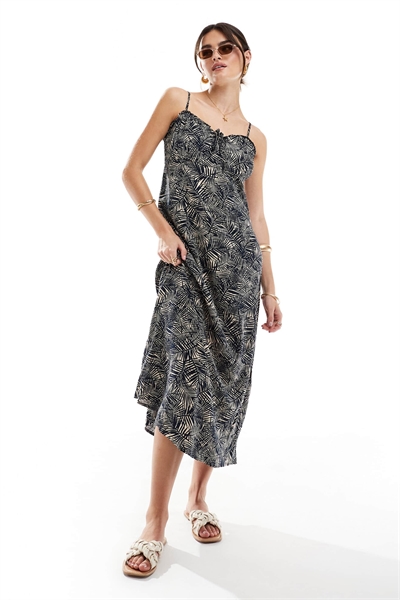 Платье на бретелях с принтом в виде синих листьев артикул 133792708