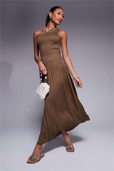 Платье средней длины с гофрированным лифом, одним плечом, асимметричным вырезом и заниженной талией артикул 140855592