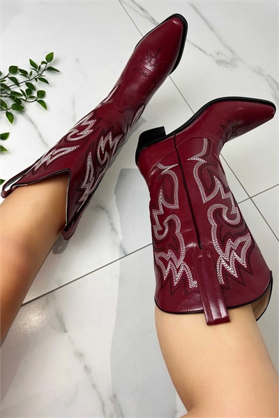 Ковбойские сапоги красного цвета артикул 149973409