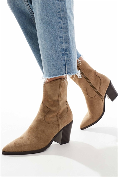 Стильные ковбойские сапоги на каблуке серо-коричневого цвета артикул 131015291