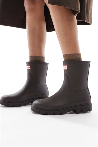 Короткие резиновые сапоги «Downpour» шоколадно-коричневого цвета артикул 149631074