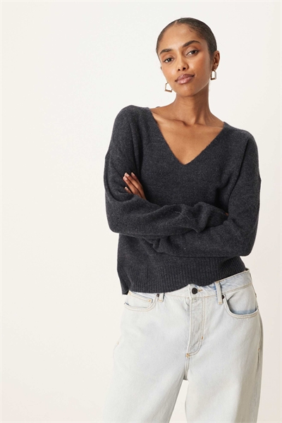 Свитер с V-образным вырезом артикул 143701897