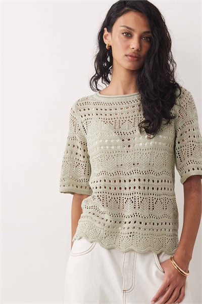 Топ с открытой вязкой и полурукавами, связанный крючком артикул 153118738