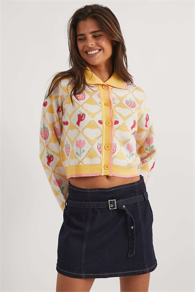 Вязаный кардиган с цветочным узором и бриллиантовым рисунком желтого цвета артикул 156136672