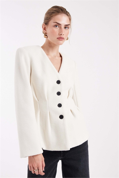 Блейзер с эффектом шерсти, с акцентом на плечевые накладки и зауженной талией артикул 149078630