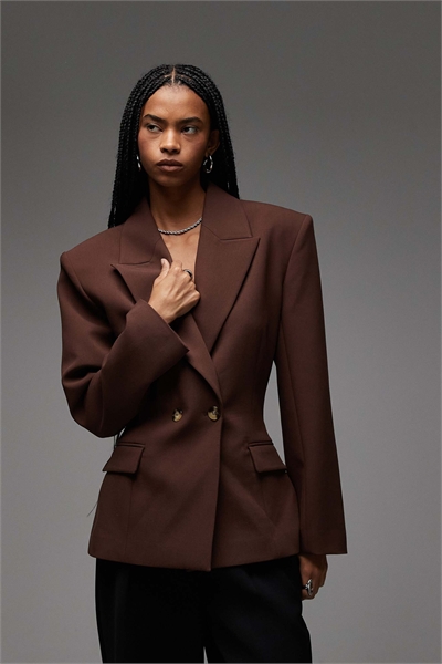 Двубортный блейзер с затягивающимся поясом артикул 151099159