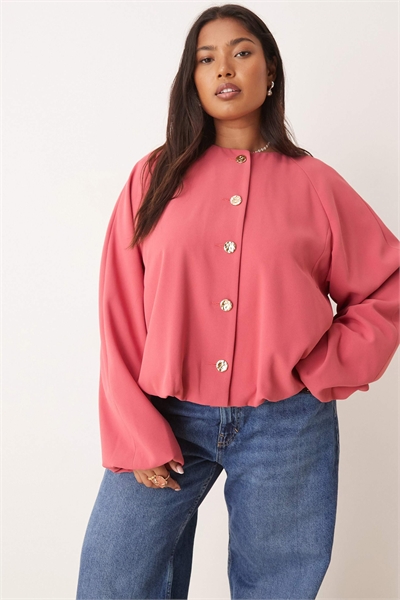 Жакет с закругленным низом и золотыми пуговицами артикул 147699787