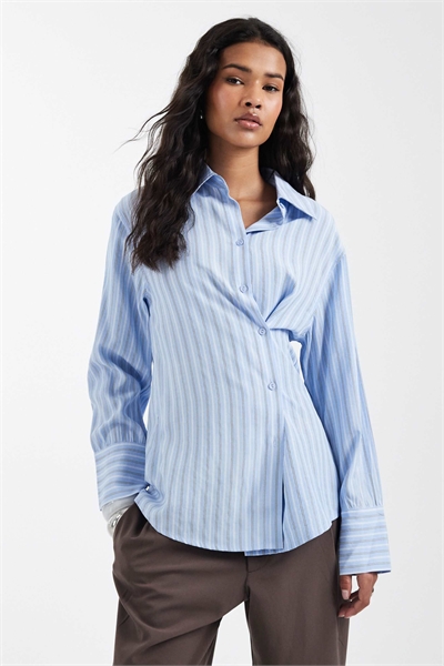 Рубашка с асимметричной застежкой на пуговицах артикул 150985817