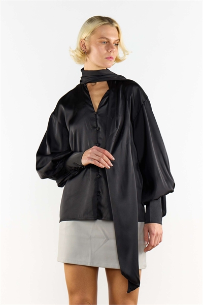 Блузка с бантиком на шее артикул 148676058