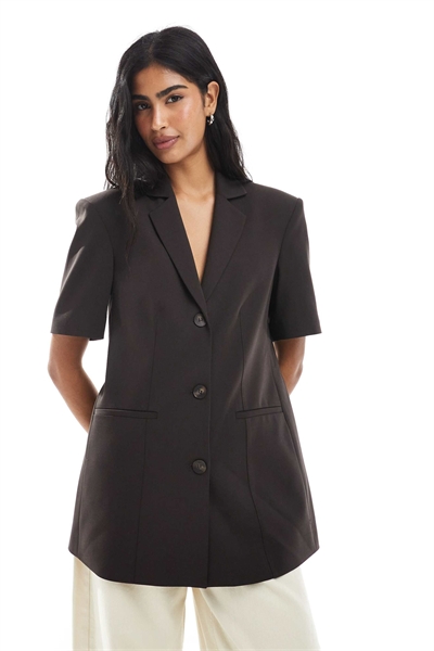 Блейзер свободного кроя с короткими рукавами артикул 148927789