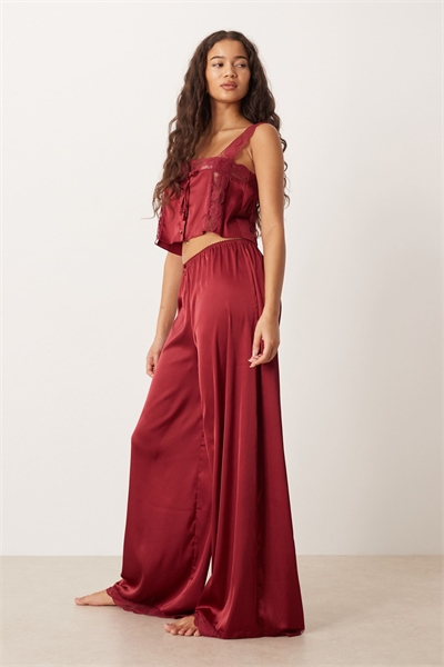 Брюки с широкими брючинами из коллекции «Cindy» — сочетайте их по своему вкусу артикул 151054171