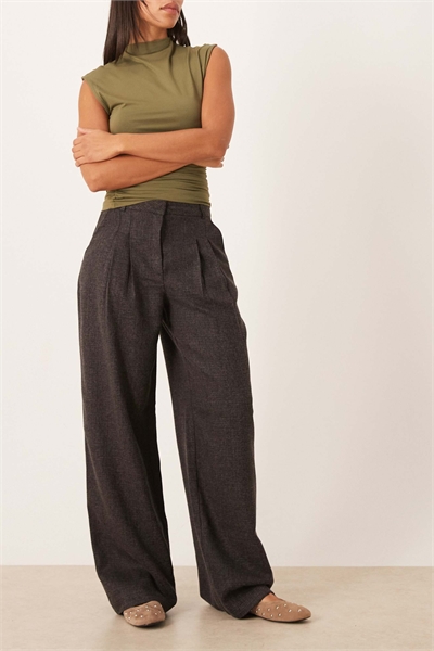 Брюки с высокой талией и широкими брючинами артикул 149248270