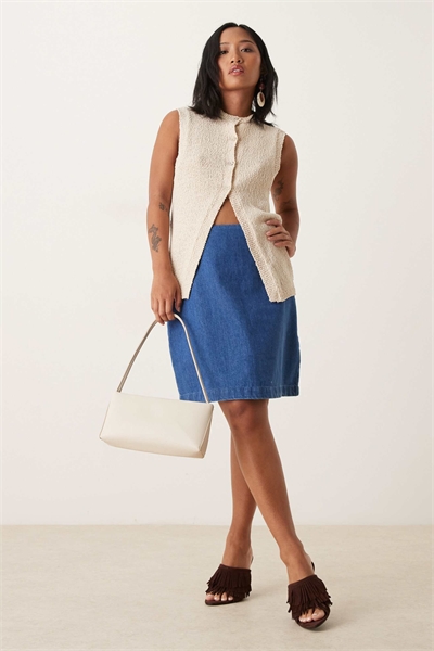 Мини-юбка из джинсовой ткани с оборками артикул 149753146