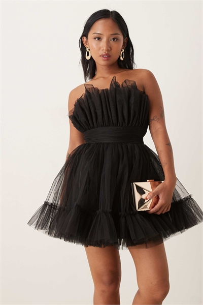 Мини-платье с бандо артикул 149850675