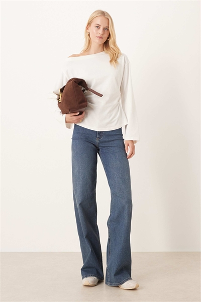 Джинсы с высокой талией и широкими брючинами темно-синего цвета артикул 149248939