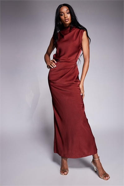 ASOS DESIGN: Платье средней длины с высоким воротником и плиссированным лифом из атласа, цвет «ржавчина» артикул 149660965