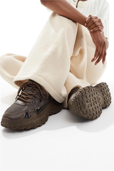 Кроссовки Wolf Chunky артикул 147785561