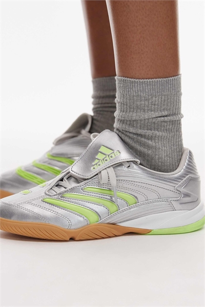 Кроссовки Predator Sala артикул 141911000