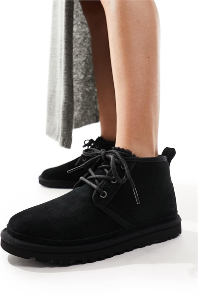 Ботинки Neumel черного цвета артикул 132731761