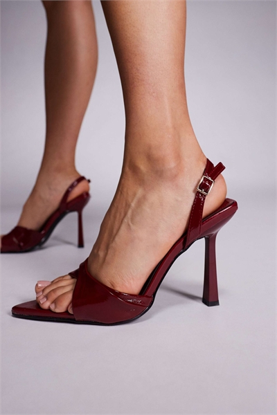 Сандалии на каблуке Simmi London Lolly артикул 150427852