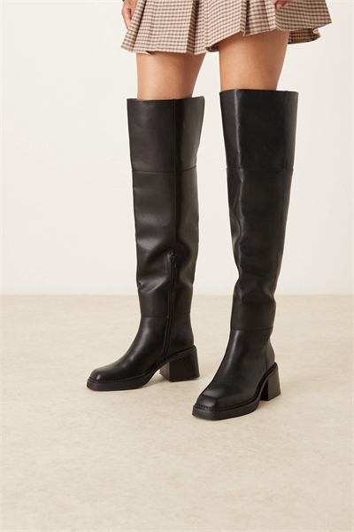 Массивные сапоги выше колена Kilian черного цвета артикул 148194755