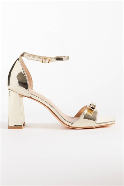 Сандалии на широком каблуке с бантиком артикул 152318362