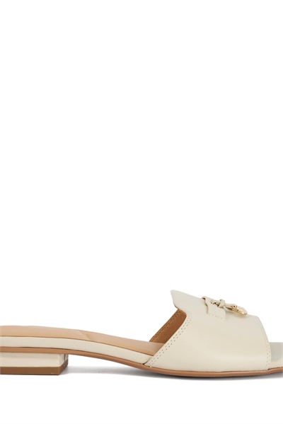 Красивые повседневные сандалии артикул 155452816