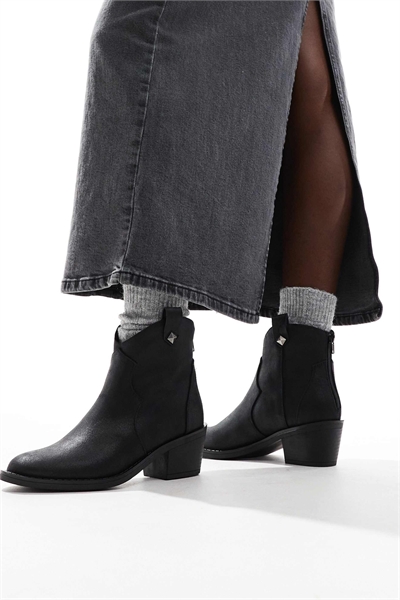 Ботильоны Yolanda черного цвета артикул 138931017