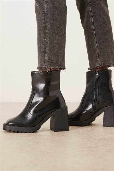 Ботильоны на каблуке-блок из сахара черного цвета артикул 147471993